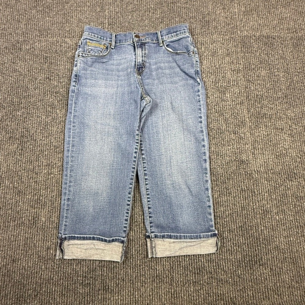 Levis 515 Capri Jeans Womens 6 Medium Wash Blue Denim Cropped Stretch Pants